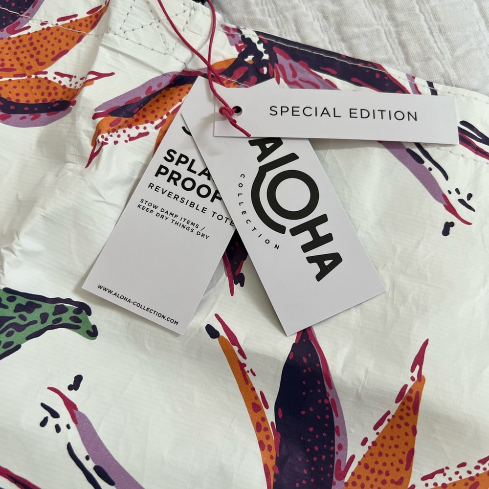 Aloha Collection Reversible Splashproof bag